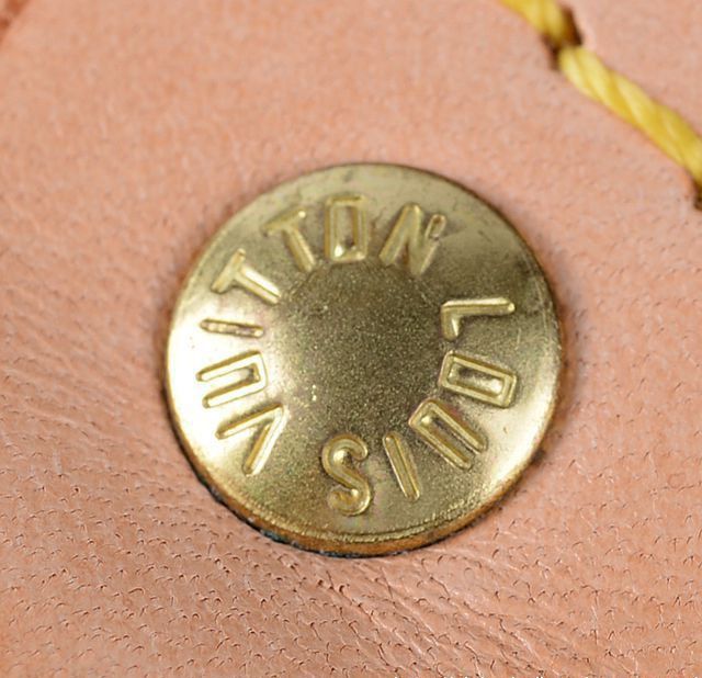 如何鉴定lv包包真假,怎样鉴定lv真假包包