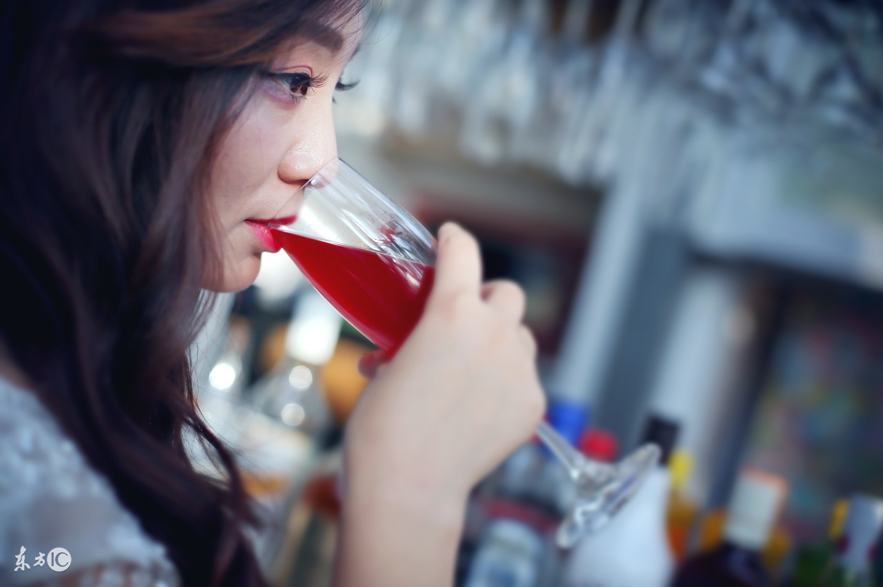 我喜欢上了我的闺蜜怎么办,我是女的我喜欢闺蜜怎么办