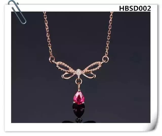 老凤祥红宝石吊坠款式,蓝宝石吊坠经典款式