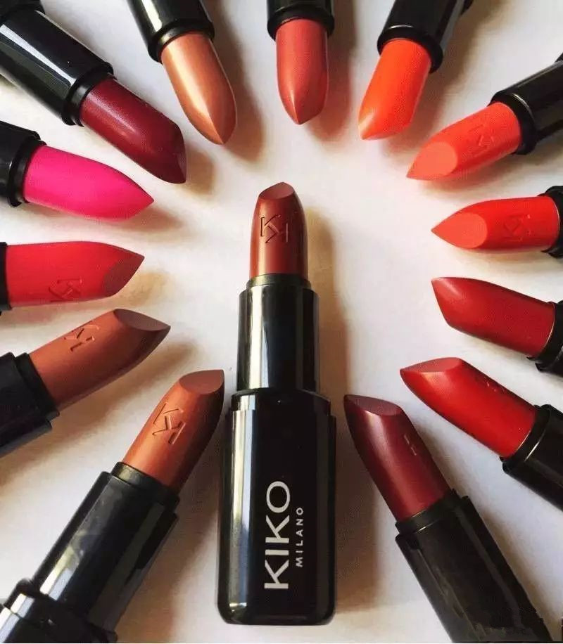 化妆小白怎么选择彩妆呢,适合化妆小白的妆容