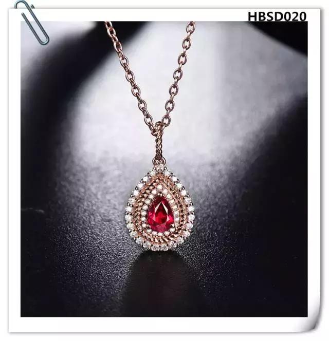 老凤祥红宝石吊坠款式,蓝宝石吊坠经典款式