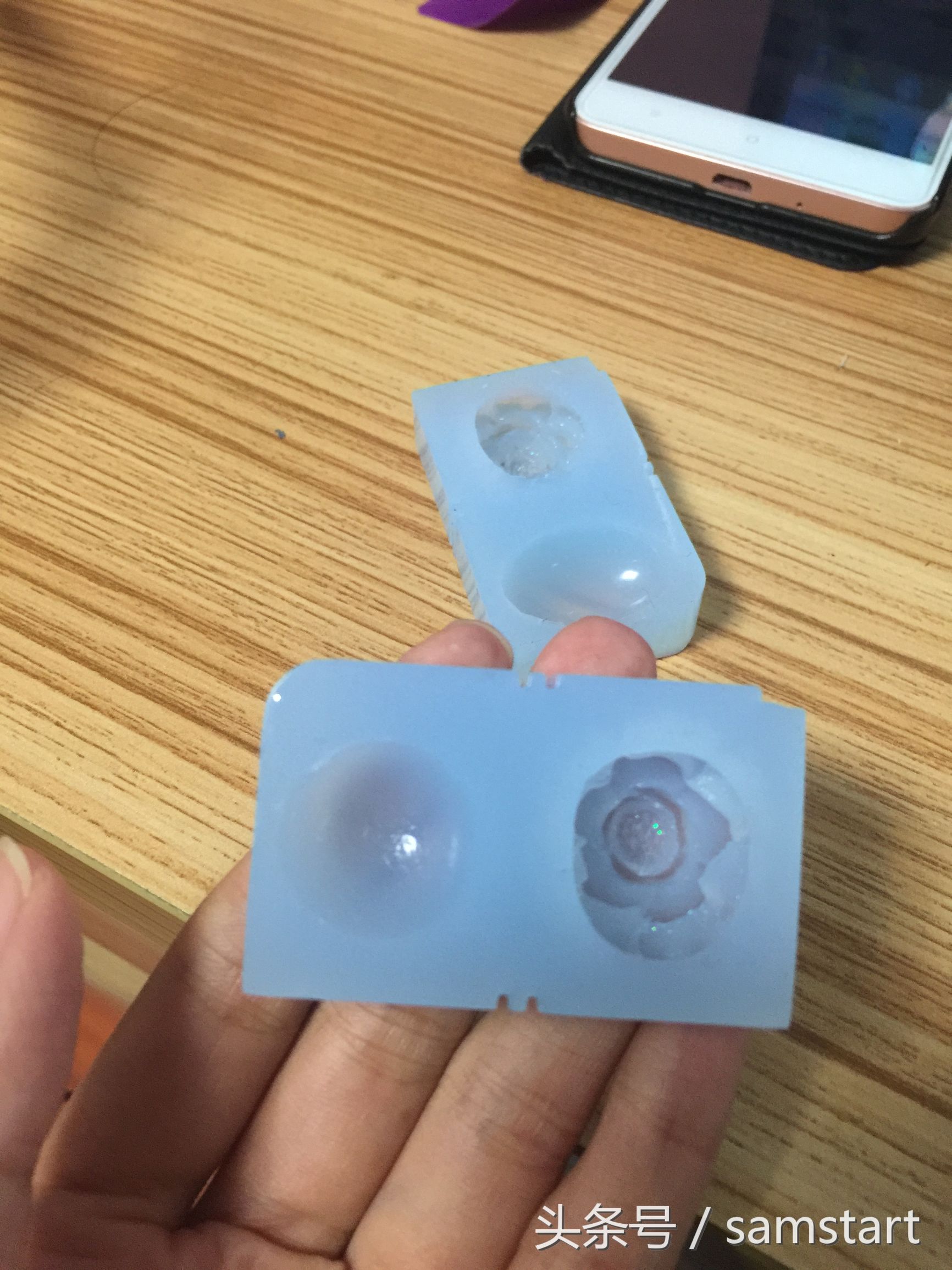 没有成品的硅胶模具怎么制作,没有模具怎么做滴胶