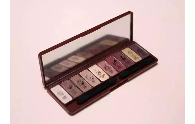 爱丽小屋眼影br401怎么用 (爱丽小屋眼影盘dusty cat)