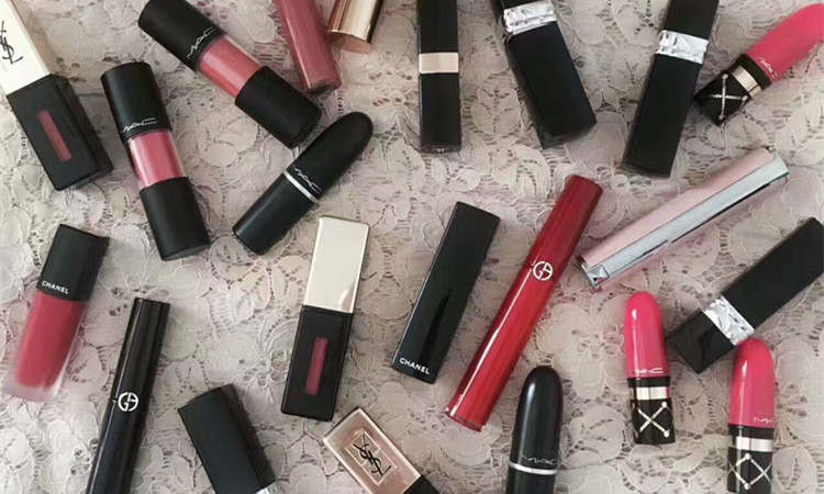 折断的口红,断掉的口红怎么恢复原样