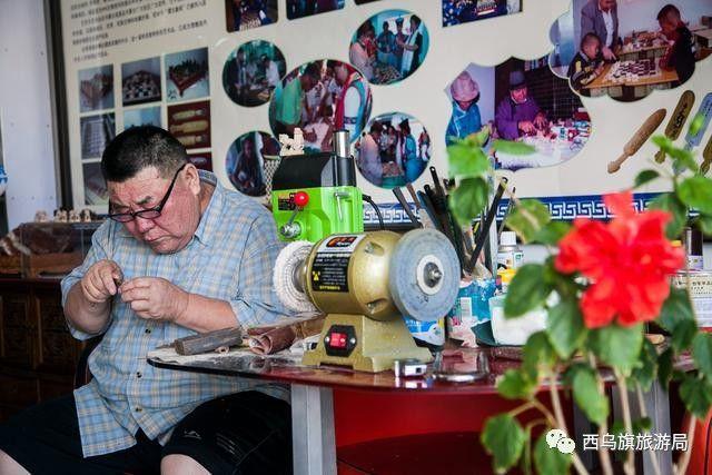 去了内蒙为什么敬酒三杯，哈达怎么接，马奶也是良药？