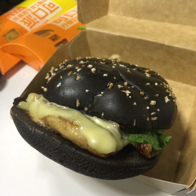 现在的小孩都那么不好哄的吗,现在的小孩不好管教