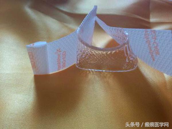 硅胶消除凹陷性疤痕,疤痕硅胶片的使用方法