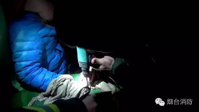 魔戒锁怎么解开,怎样解开套在手上的绳子