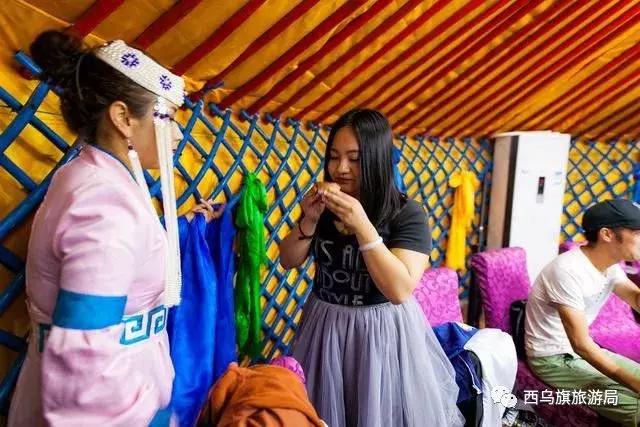 去了内蒙为什么敬酒三杯，哈达怎么接，马奶也是良药？