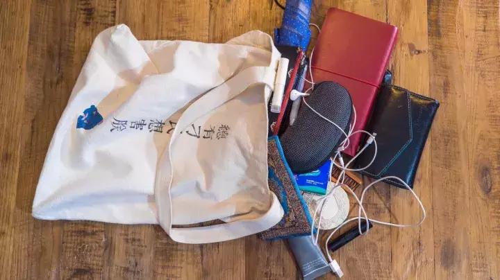 包包乱糟糟，这几招让你闭眼就能找东西