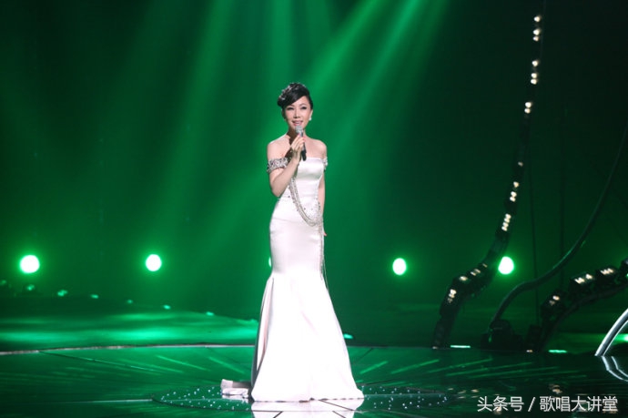 唱歌中声区的正确练习方法,唱歌低中高音区怎么练