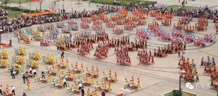 是什么让这些才华横溢的人心甘情愿留在天等，而不去大城市？