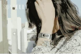 刘雯同款手表,刘雯代言香奈儿腕表