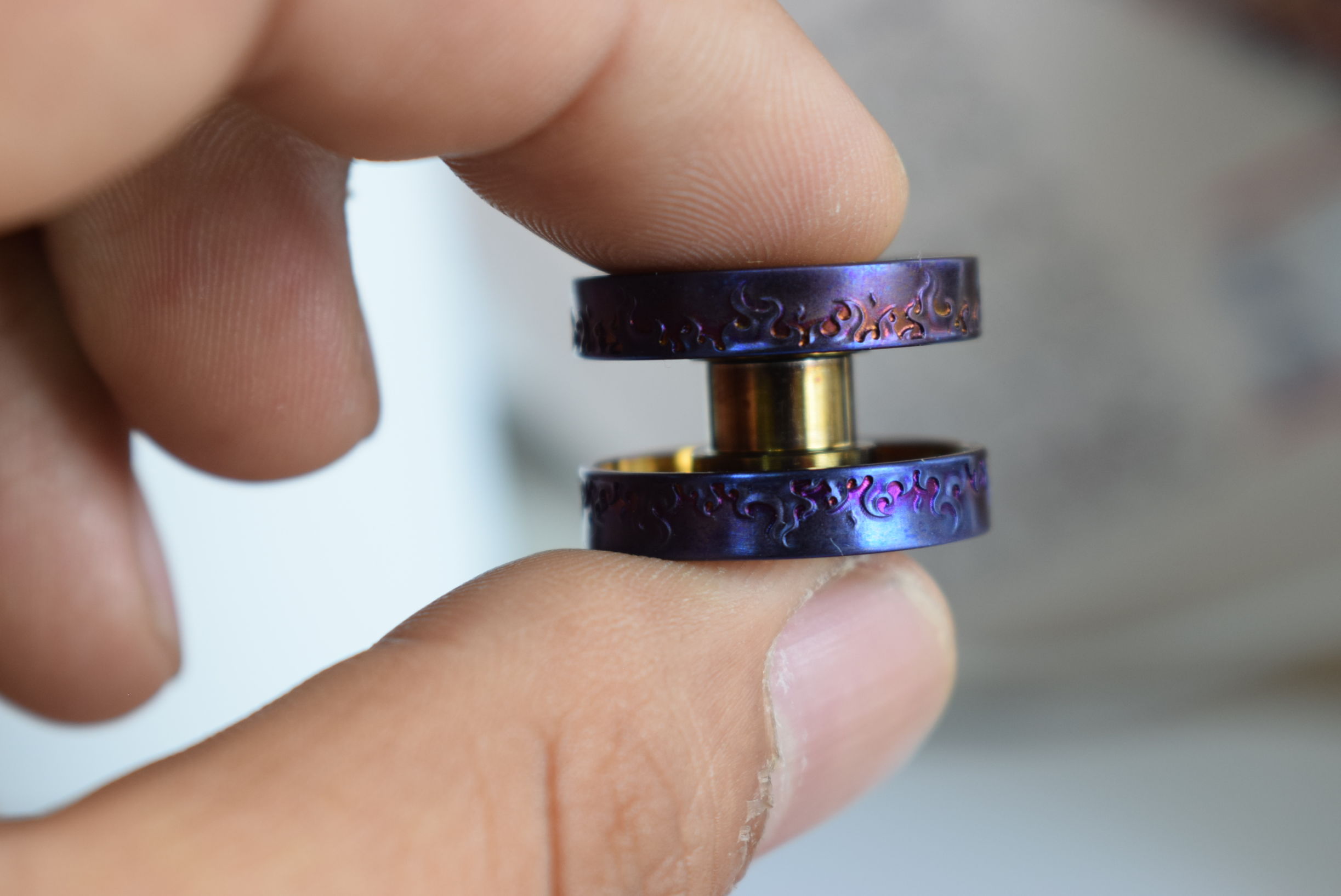 测评指尖陀螺飞花款,最好玩价格还很低的指尖陀螺