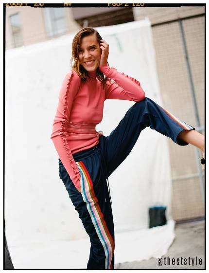 条纹毛衫怎么织好看,条纹大毛衣怎么搭配