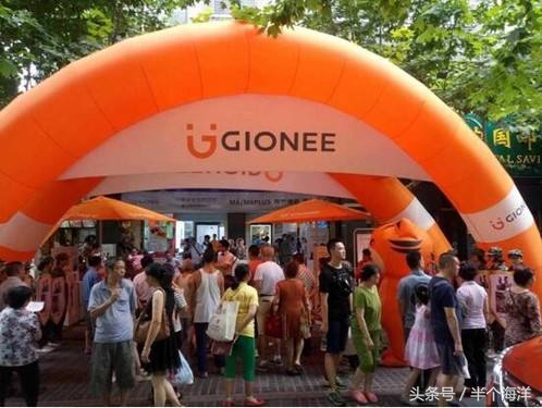 OV兄弟套路不深，威胁OV兄弟线下市场的不是小米华为而是它