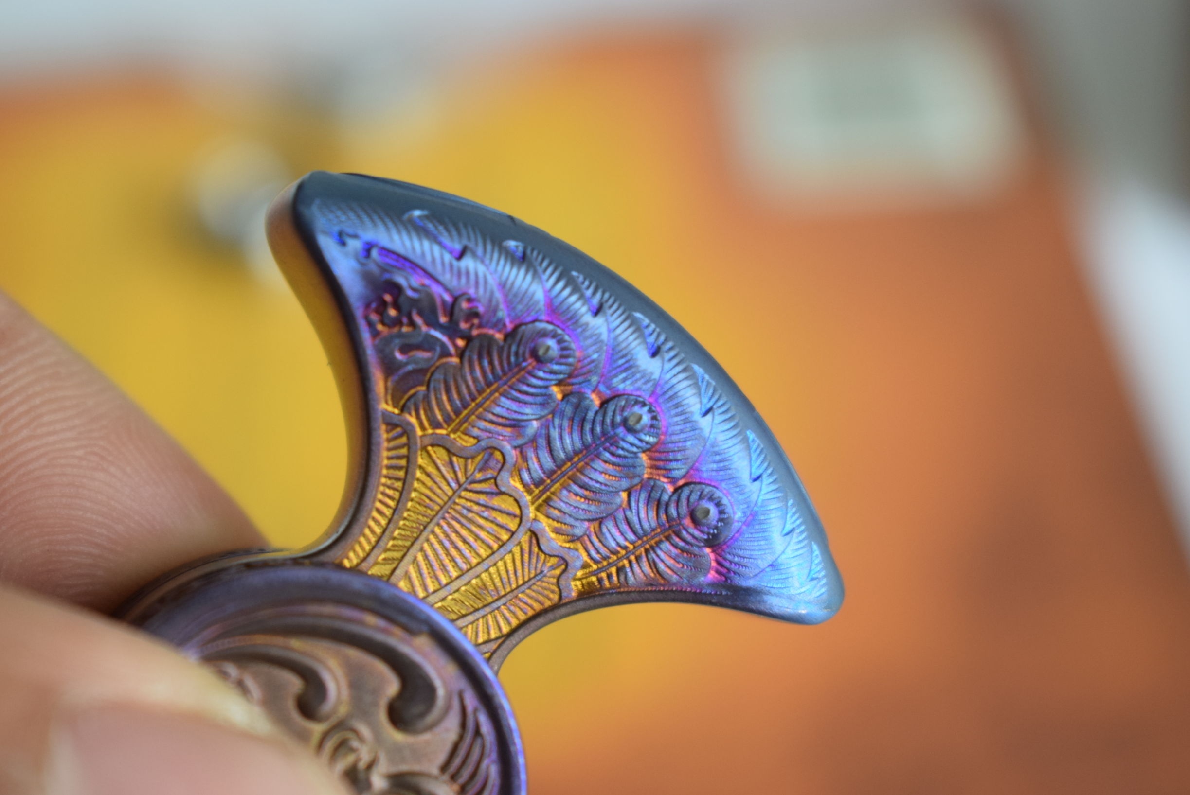 测评指尖陀螺飞花款,最好玩价格还很低的指尖陀螺