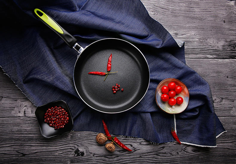 宿舍不粘锅怎么挑选好用,不粘锅在挑选时要关注哪些