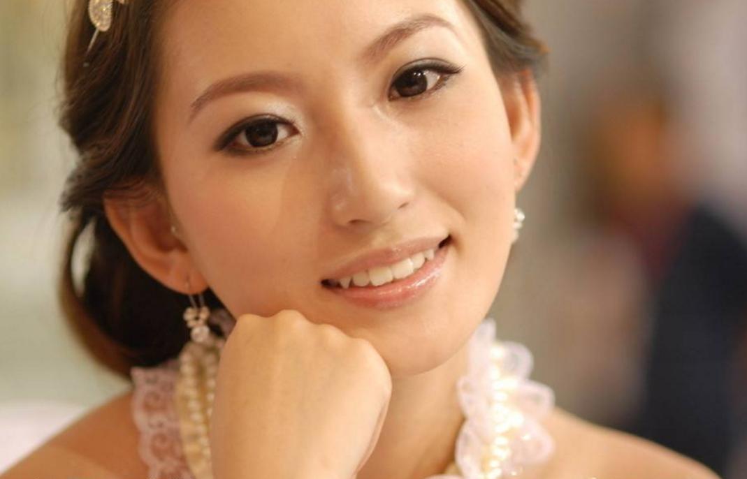 年长的拥有嘴角纹才是福气年轻的你必须学会怎么去除嘴角纹