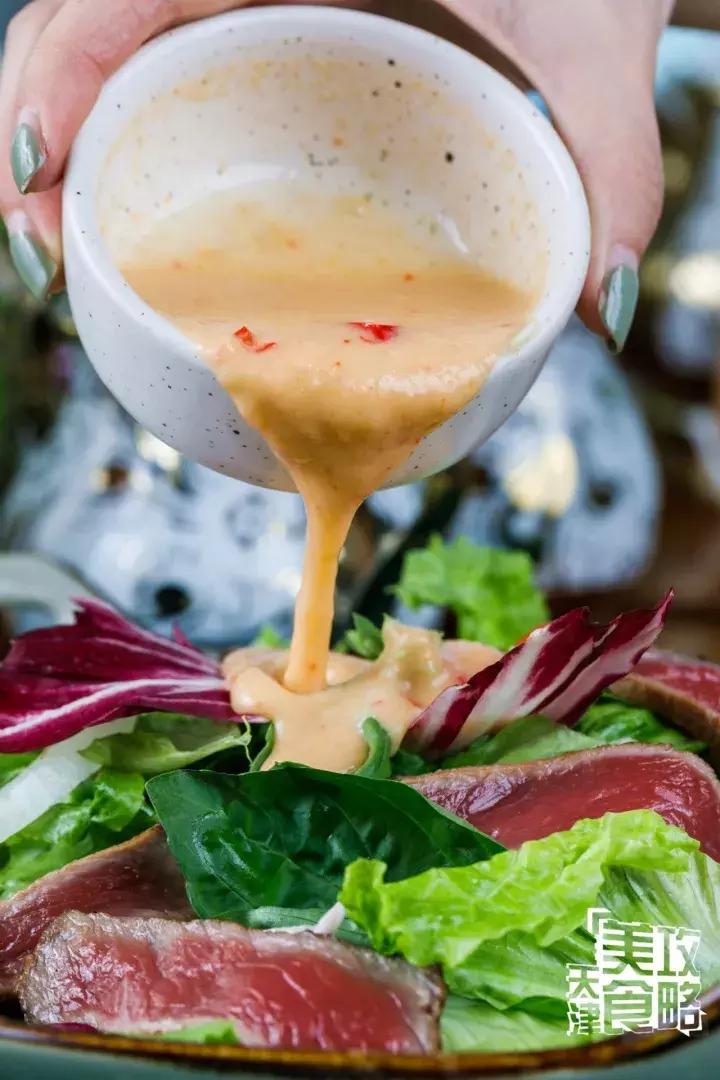 最火的网红鸡店,一周可售上千只的网红鸡