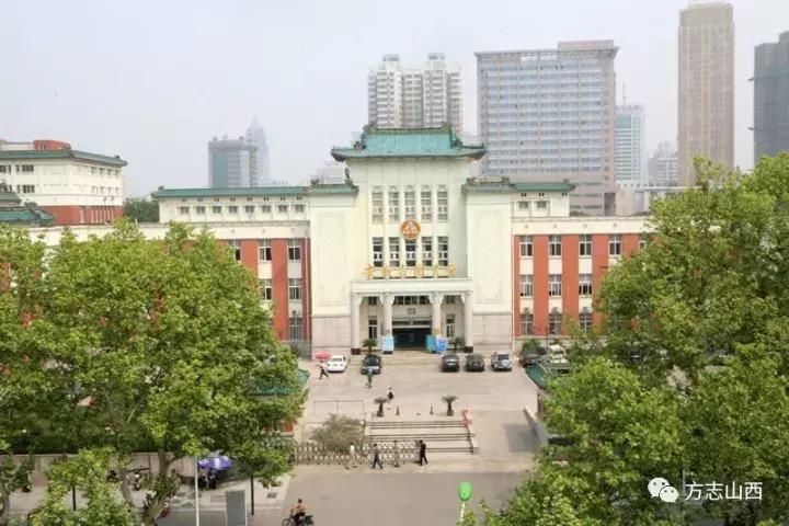 想看看自己老祖宗从哪来的，可以到这些图书馆查查家谱