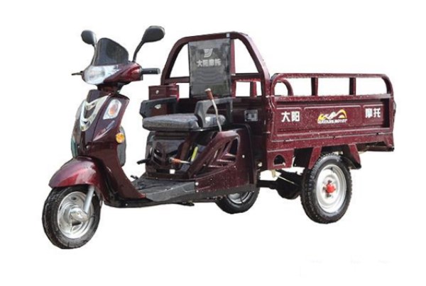 一般三轮车电瓶使用寿命,三轮车电池怎么保养才能延缓衰减