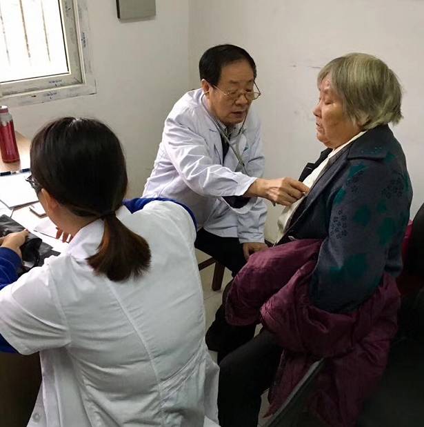 「霍邱老乡请关注」金秋十月：健康扶贫到霍邱