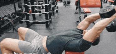 胸肌左右不对称怎么调整,胸肌左右不一样怎么办