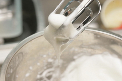 打发蛋白干性,蛋白如何打发干性发泡