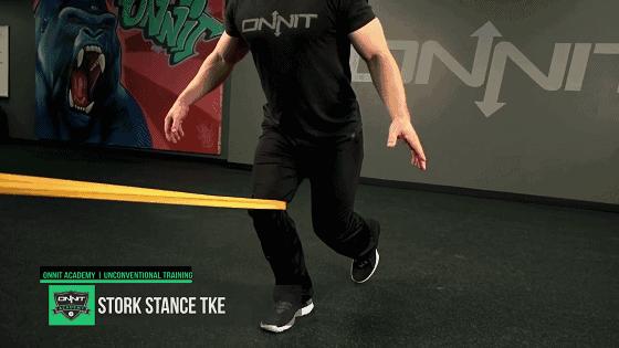 扭伤擦伤用什么药,扭伤摔伤肌肉麻木怎么回事