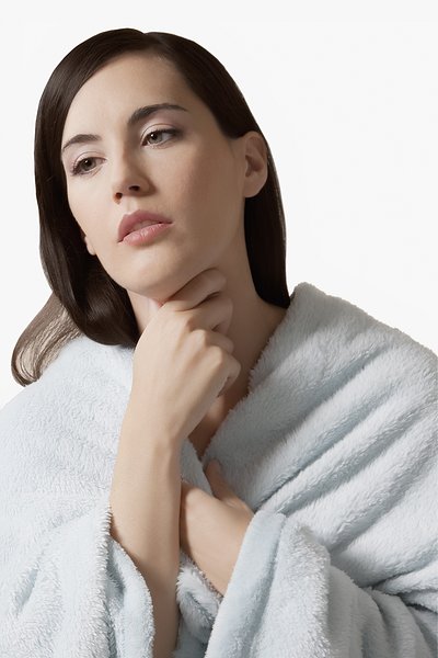 成人咽痛可以吃阿奇霉素吗,咽痛没有脓痰需要吃抗生素吗