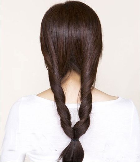 烫过的中长头发简单的盘发,好看的双马尾辫编发教程