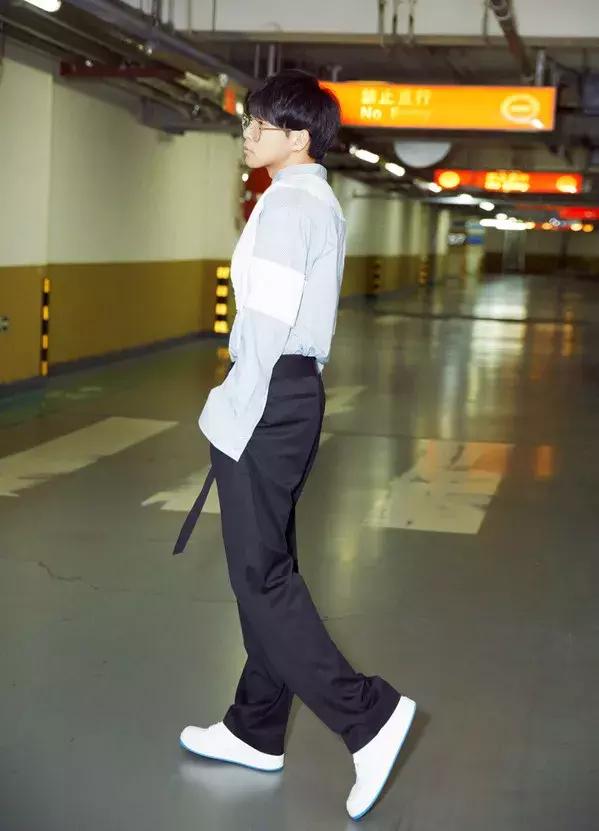 半个娱乐圈的女星都爱他？你绝对想不到他到底有多火！