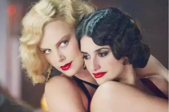 用TA一抹唇部就像打了玻尿酸！水光唇小心机有这么厉害？