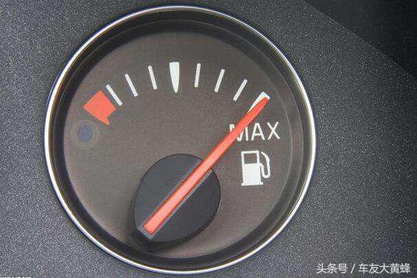 车子油表怎么看新手小白,不懂汽车的小白看汽车主要看什么