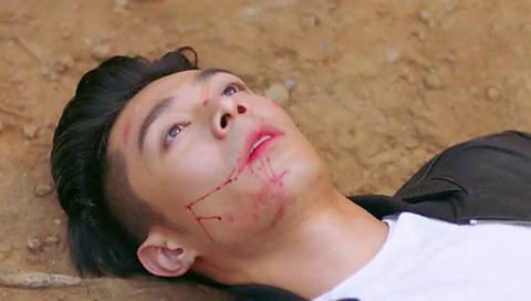 使徒行者2乐少锋为什么没死,使徒行者2乐少锋最后结局