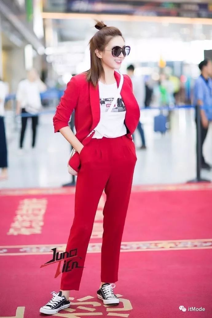 阔腿裤平底鞋,平底鞋阔腿裤搭配图片