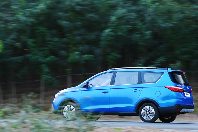 长安欧尚a800智能互联配置,长安欧尚a800国六标准版深度试驾