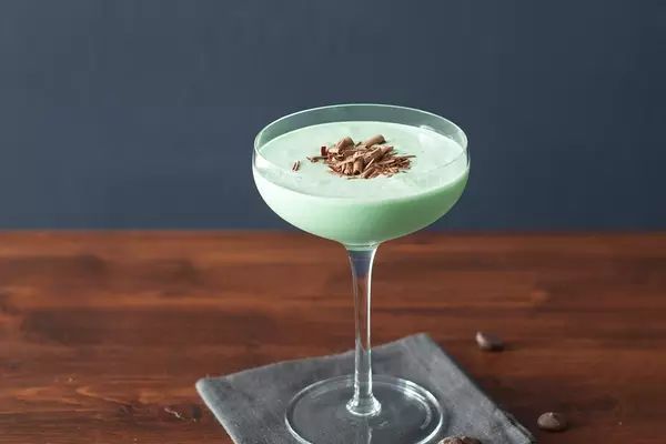 与女神约会喝酒的绝妙选择,约会撩妹必备款