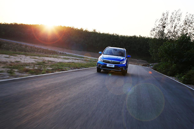 长安欧尚a800智能互联配置,长安欧尚a800国六标准版深度试驾