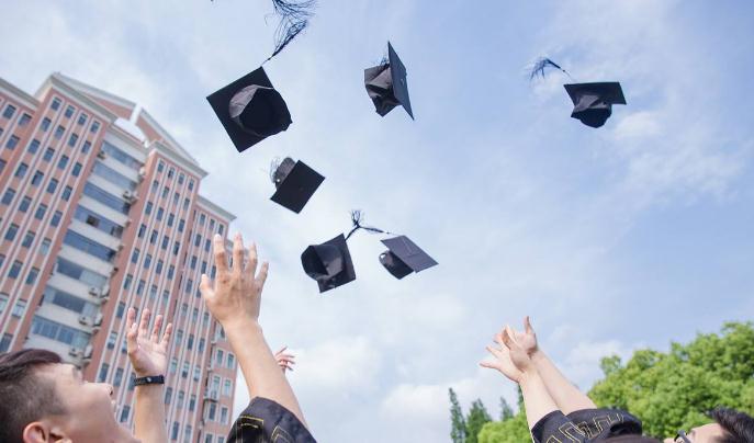 “英国最年轻的百万富翁”：19岁白手起家，自主创业赚百万