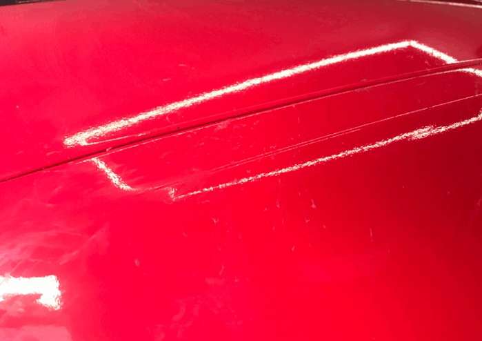 台州网友的*博兰**基尼拿去当婚车，回来发现全是彩带把膜弄坏