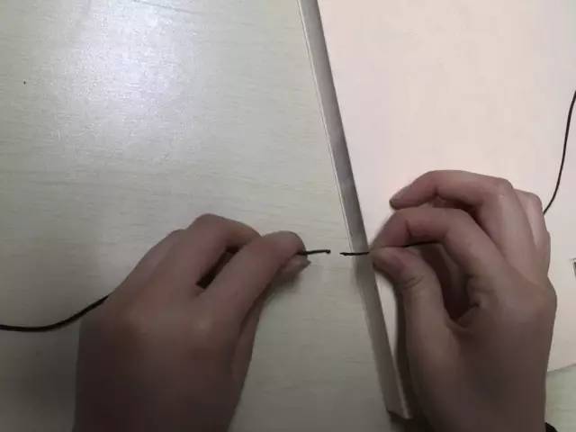 手串的绳子断了可以去哪里换,手串绳子断了预示什么