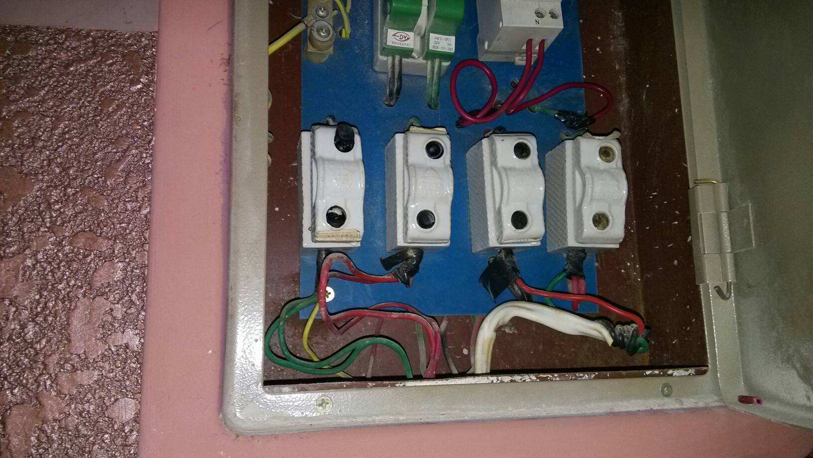 维修电工照明线路故障排查方法,家用照明线路一般故障及维修方法