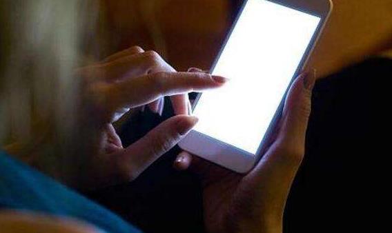 立体定向放射治疗让脑瘤患者生存,放射性粒子植入治疗脑瘤