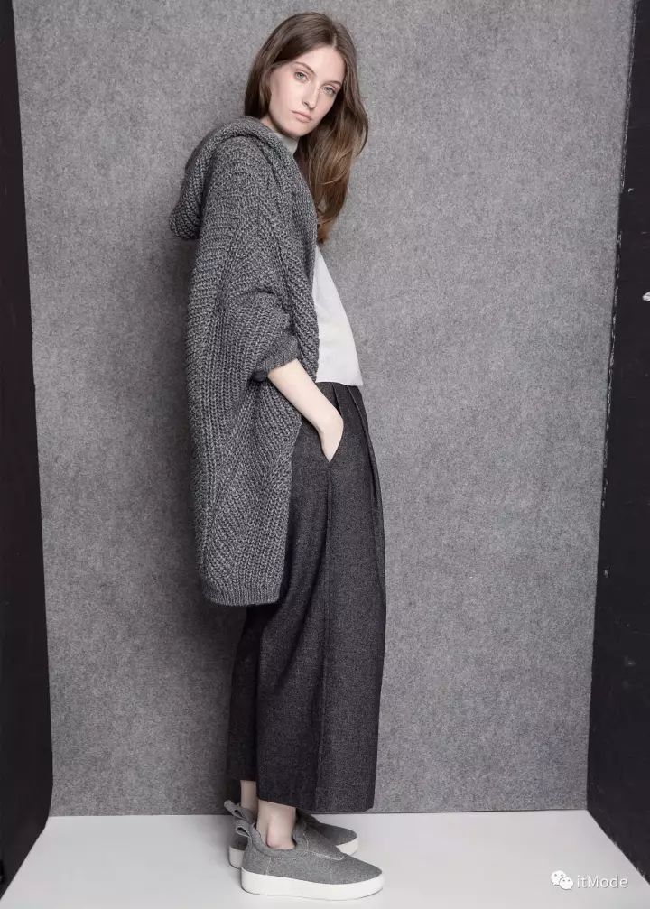 阔腿裤平底鞋,平底鞋阔腿裤搭配图片