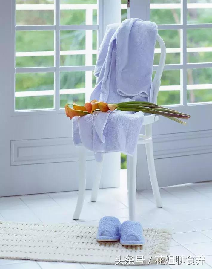 坐完月子洗澡关注事项,坐完月子第一次洗头洗不干净