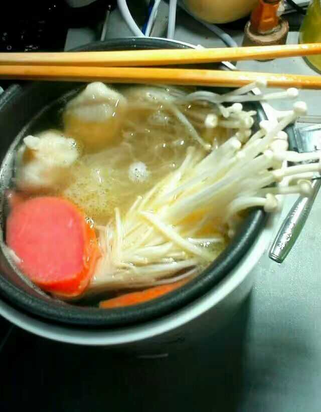 在宿舍打王者输到疯了,在宿舍打王者输了完整版