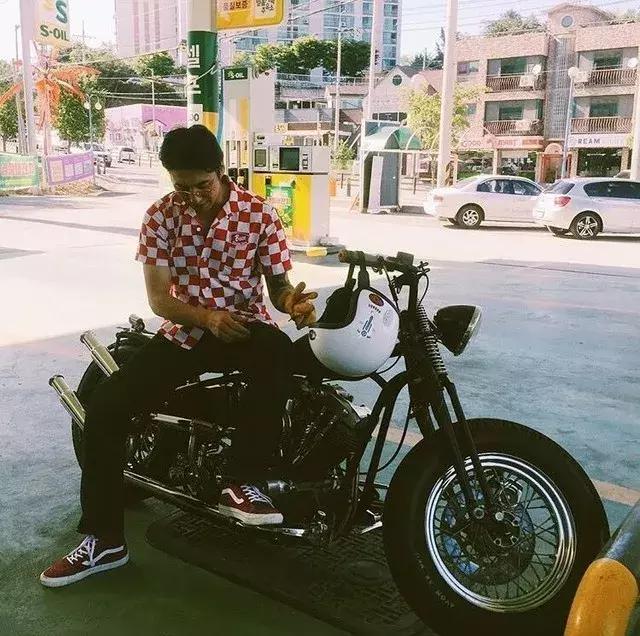 vans值得入手的鞋子,vansretrosportsk8-mid粉紫