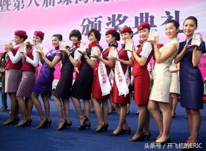 飞机航站楼里可以抽烟吗,飞机驾驶室机舱可以吸烟吗